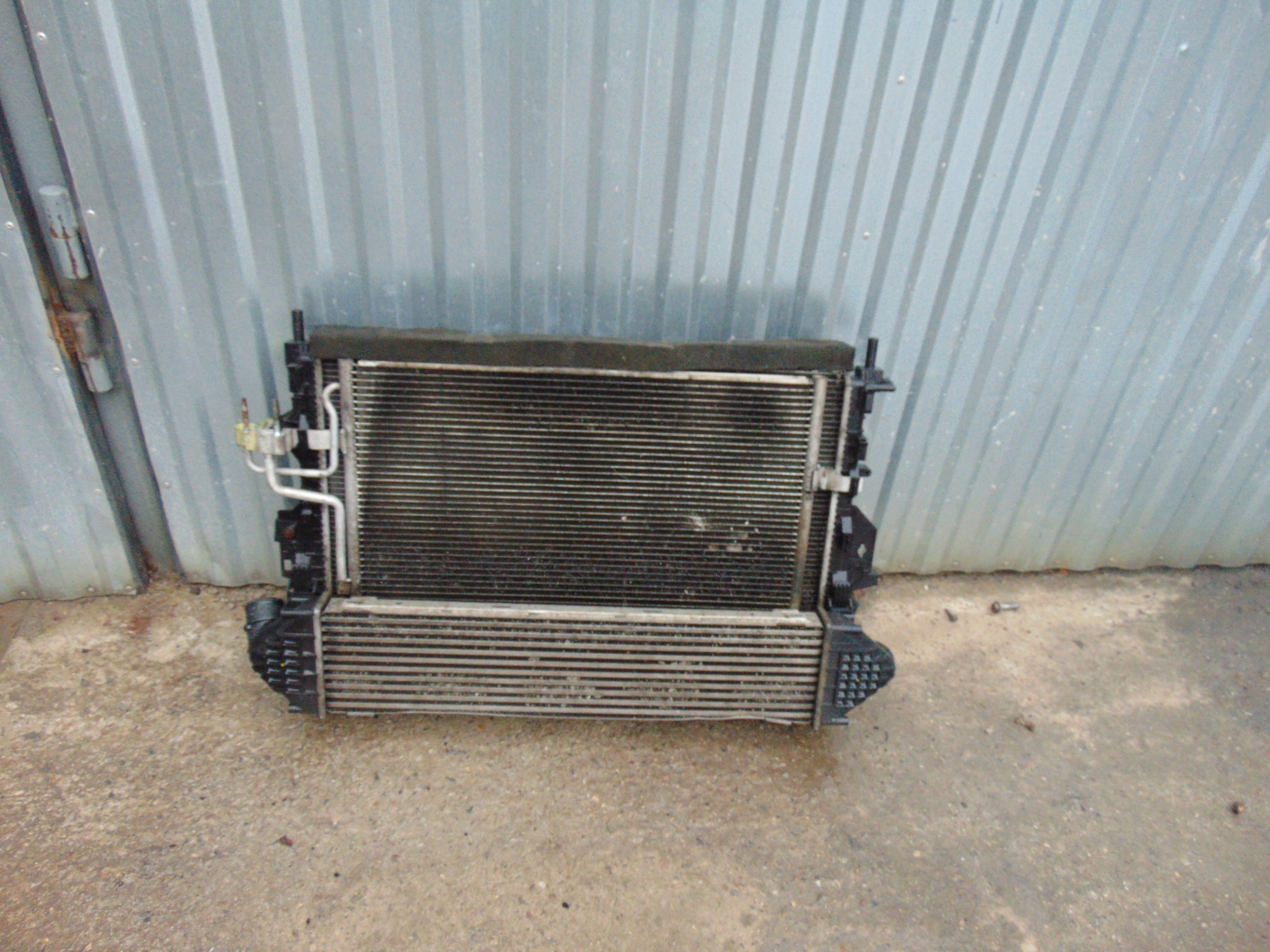 КОМПЛЕКТ РАДІАТОРА FORD KUGA MK1 2.0 TDCI