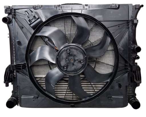 A4475000101 A4475011301 - КОМПЛЕКТ РАДІАТОРІВ MERCEDES VITO W447 2.2 CDI AUTOMAT 2014-