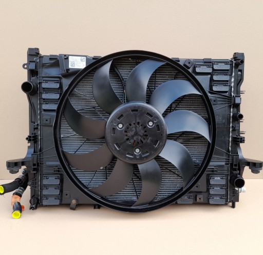 A0999061901 A0995007100 - КОМПЛЕКТ РАДІАТОРІВ MERCEDES W222 W217 S400 S450 S500 S550 S560 S63 AMG