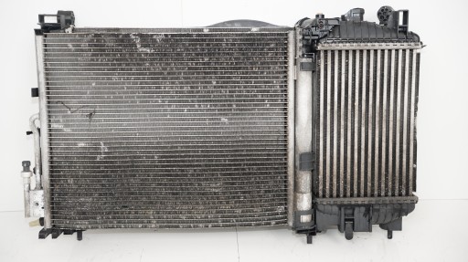 Комплект радіаторів opel meriva b 1.4b 10-13р