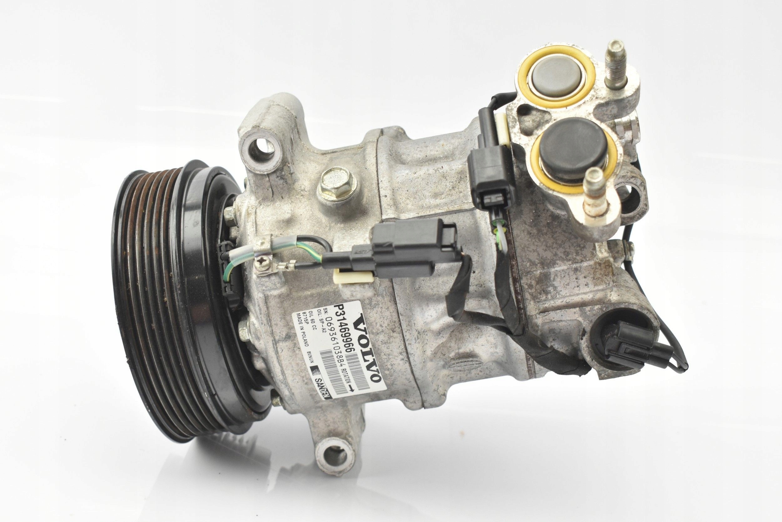 Компрессор кондиционера 31469966 2.0 D VOLVO V40 II