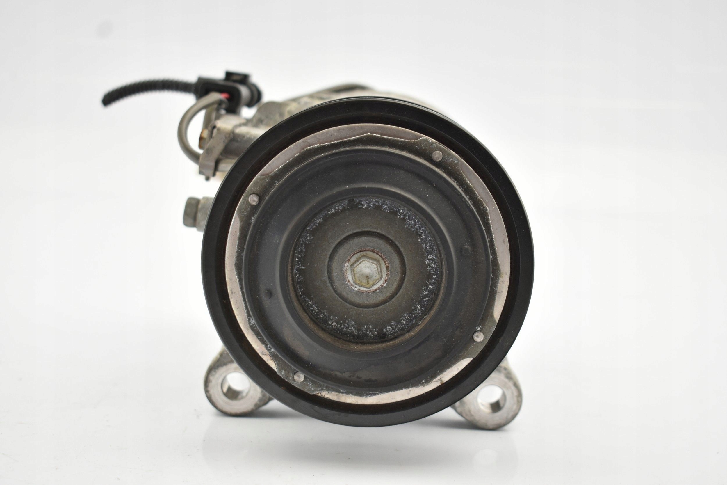 Компрессор кондиционера 9299328 BMW F20 F22 F30 F32