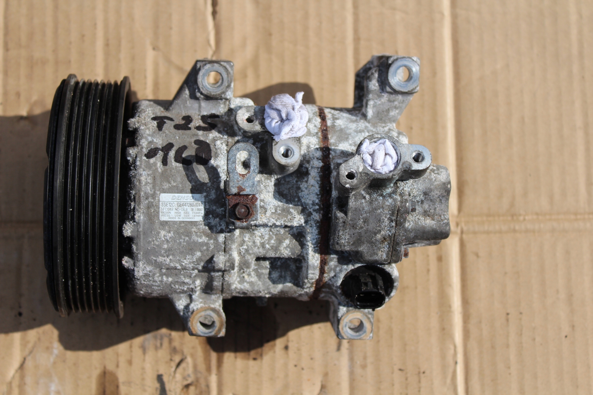 447260-1744 - Компресор кондиціонера AVENSIS T25 2.0 D4D 1AD