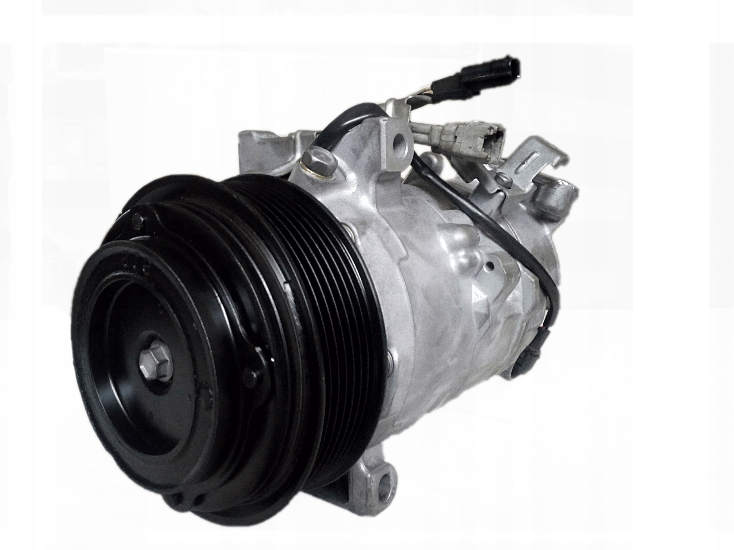 926005211R--, 92600-5211R--, - КОМПРЕССОР КОНДИЦИОНЕРА ESPACE KADJAR SCENIC 1.6 DCI