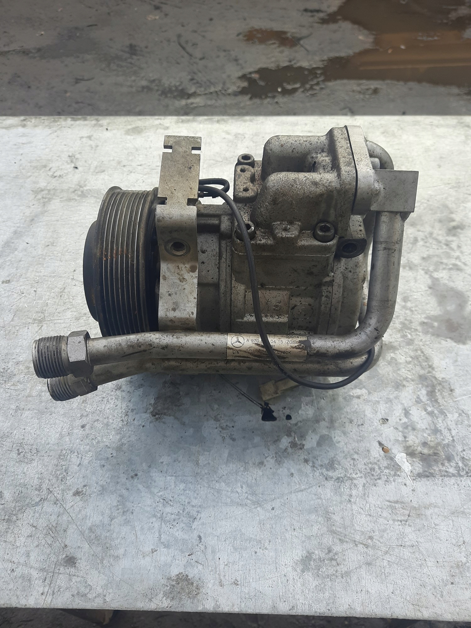 КОМПРЕСОР КОНДИЦІОНЕРА MERCEDES ATEGO AXOR OM906