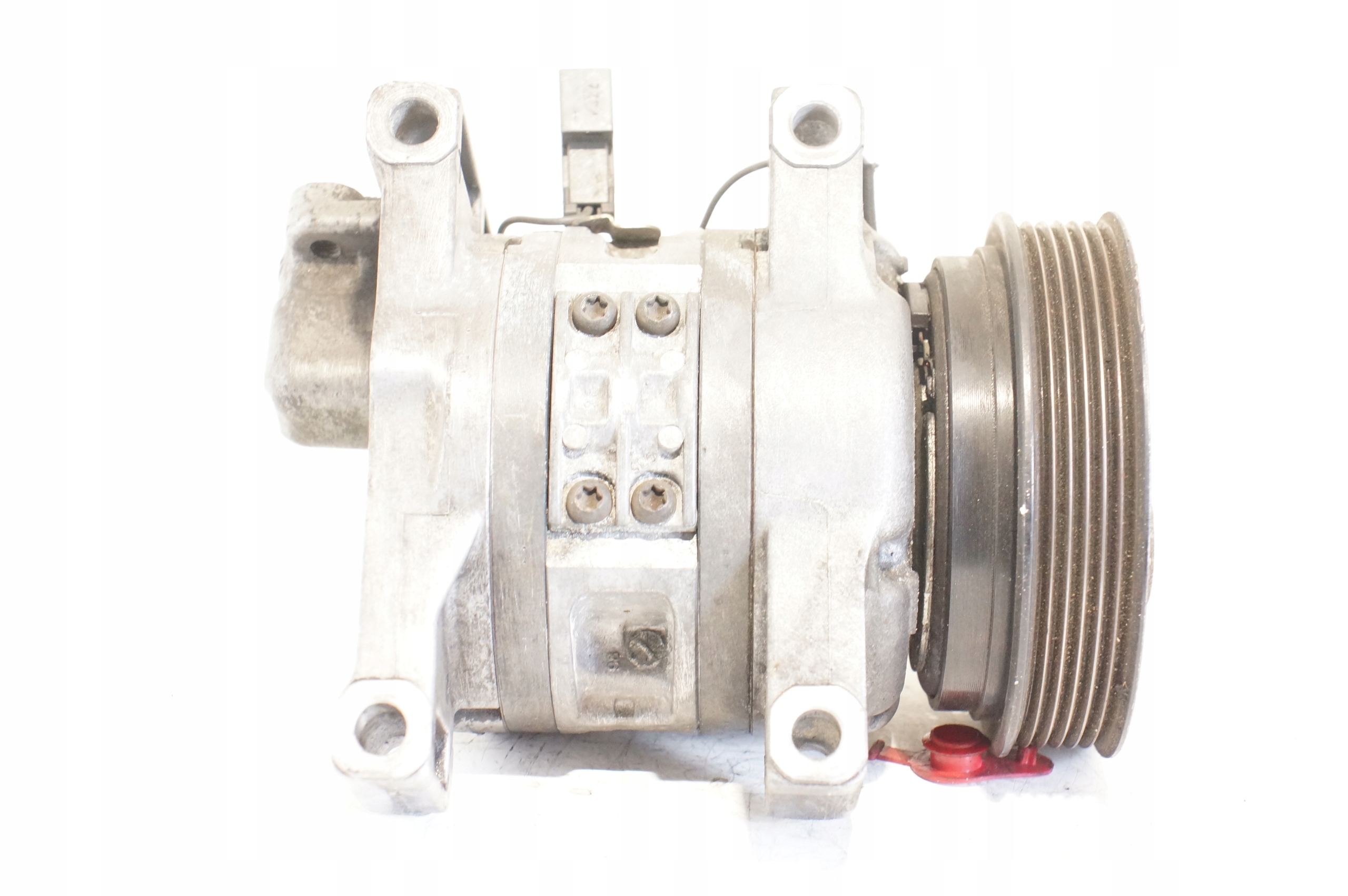 92600-6F600 - Компрессор кондиционера NISSAN MICRA K11