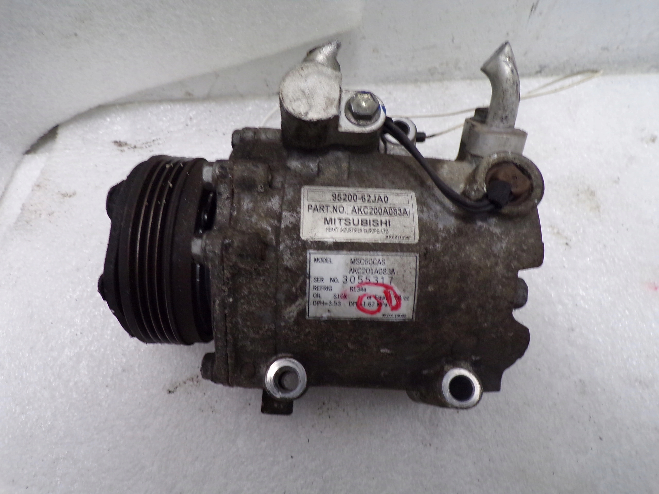 95200-62JA0 - КОМПРЕСОР КОНДИЦІОНЕРА SUZUKI SWIFT 95200 - 62JA0 FV