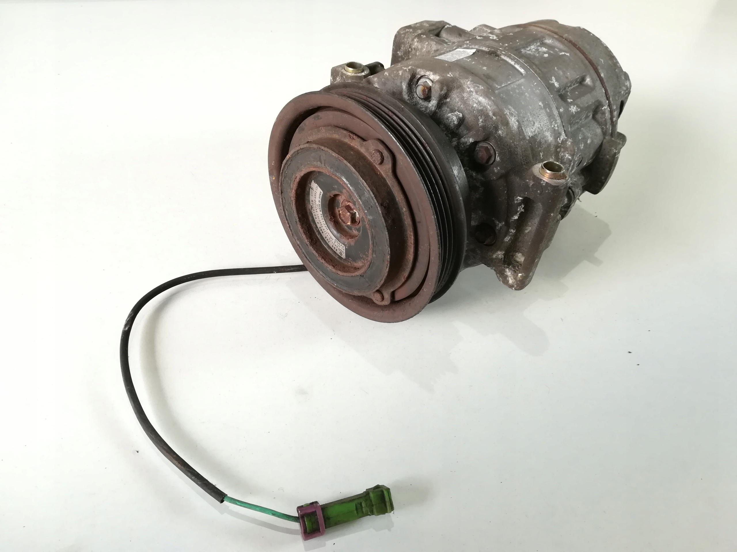 8D0820808 - Компресор кондиціонера VW PASSAT B5 FL 1.8 T