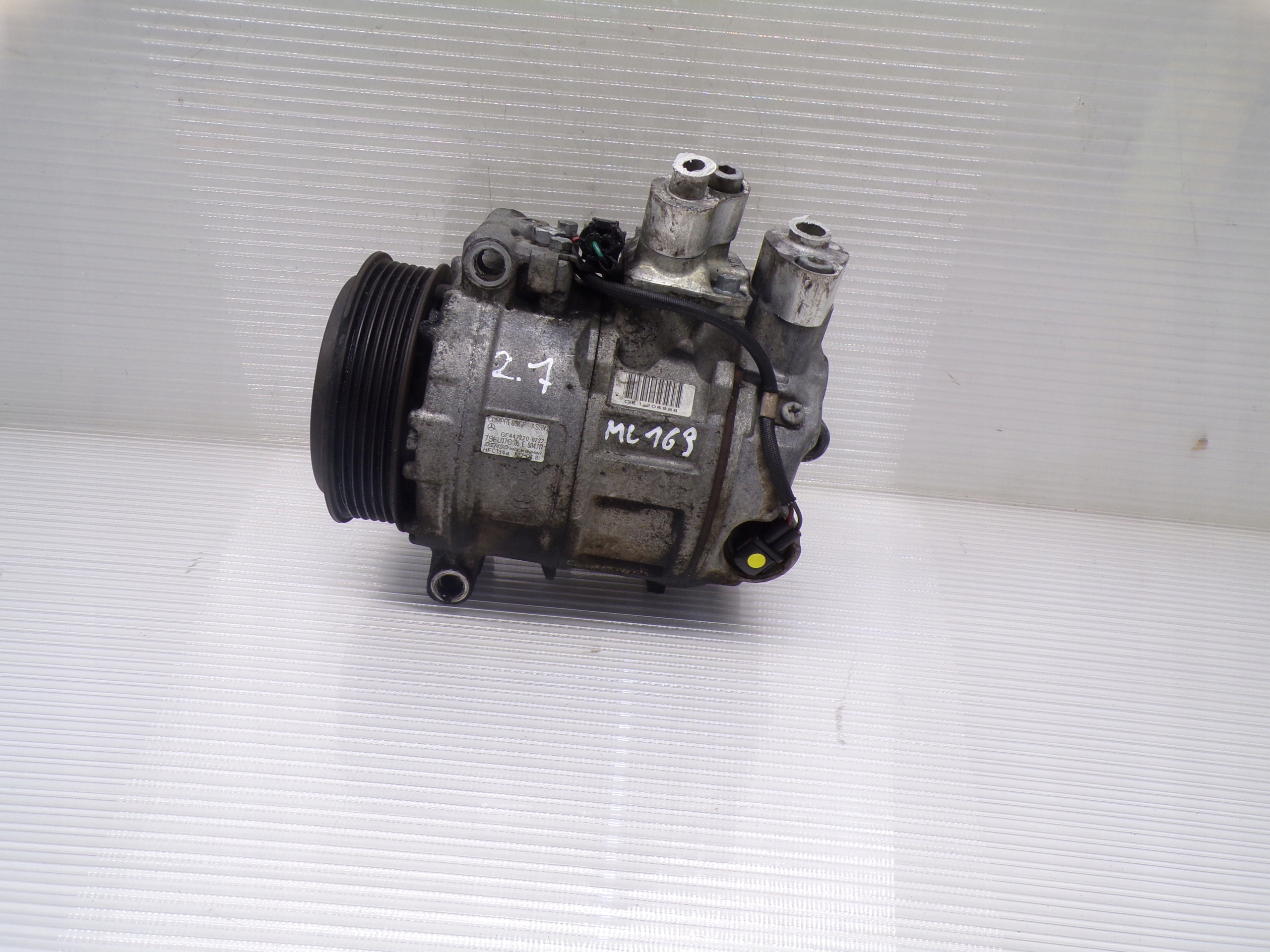 Компрессор кондиционера MERCEDES W163 ML