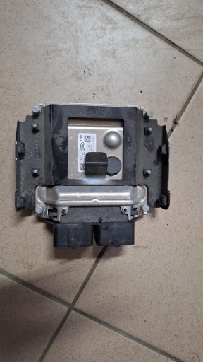 КОМПЬЮТЕРНЫЙ КОНТРОЛЛЕР ДВИГАТЕЛЯ JAGUAR I-PACE J9D3-14C568-GA