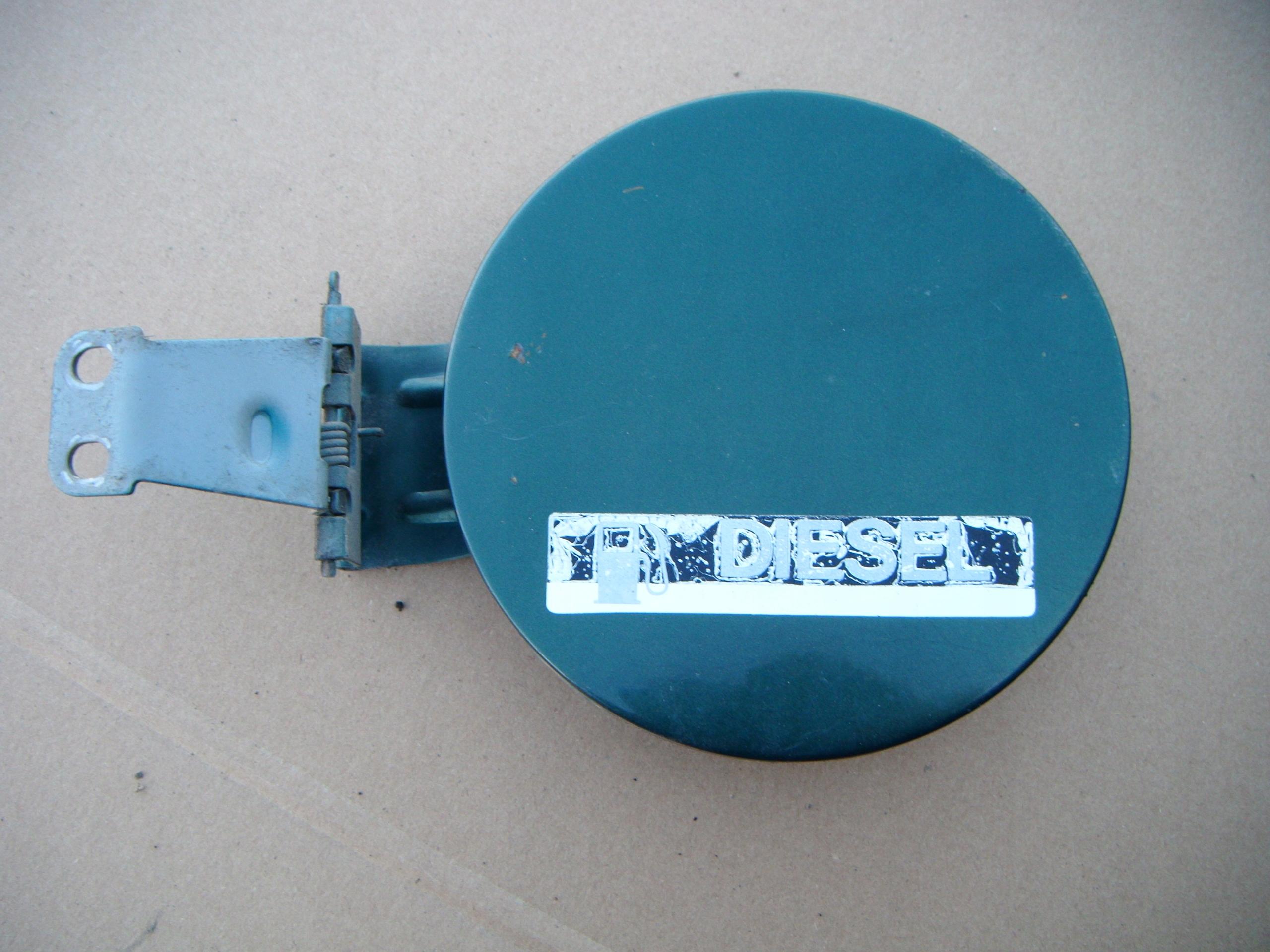 96- 2.9TD - KORANDO II 2 96 - 2.9 TD КРЫШКА ТОПЛИВНОГО БАКА