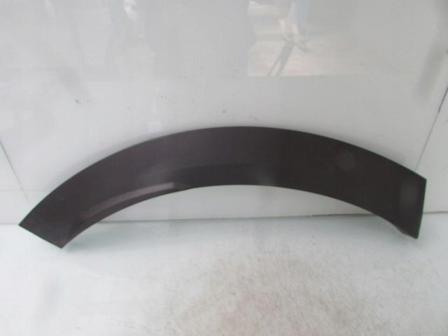 KORANDO IV 20R НАКЛАДКА ПРАВА ЗАДНЯ КРИШКА КРИЛА