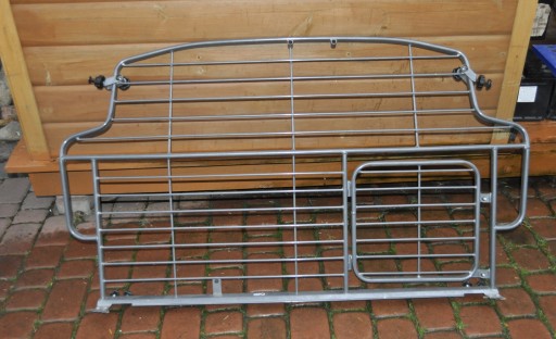 РОЗДІЛЬНА РЕШІТА БАГАЖНИКА AUDI Q7 4L 4L0017221