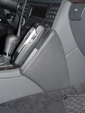 Держатель телефона KUDA для MB CLS с 10.04 #091585