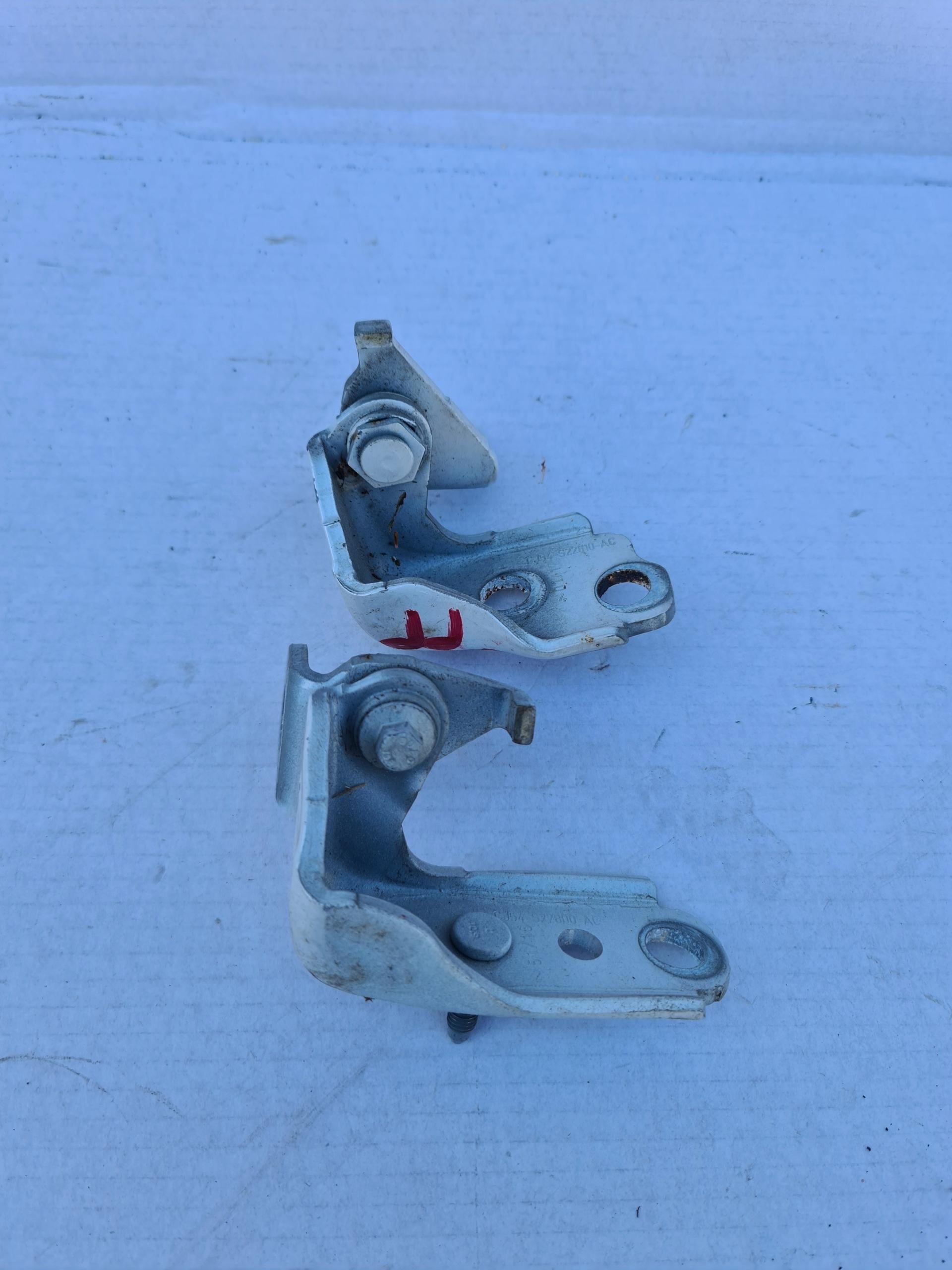 CJ54-S22800-AC - Kuga MK2 Дверні петлі CJ54-S22810-AC