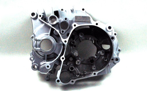KSIMLBL14TPILEWZHN000 - Картер двигателя левый для мотоцикла Blade 125