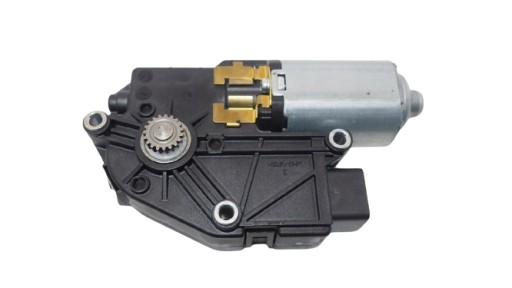 Мотор панорамного люка Kia Ceed III K8110-J7000