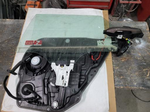 83470-J7000 - Kia Ceed III-стеклоподъемник замок подъемник левой двери