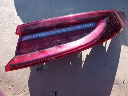 Kia обработана III задней лампы справа 92402-J7200