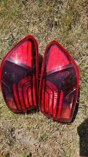 92401-C55 - Kia Sorento III після підйому. Лампа закону ЄС