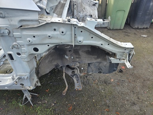 Киа Спортейдж III передний правый лонжерон