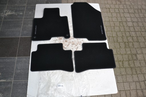 Kia Sportage V 21 - Велюрові килимки 4 шт. R2143ADE00 оригінальний (НОВИЙ)