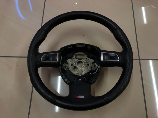 Багатофункціональне кермо S-line Audi A4 (8E)