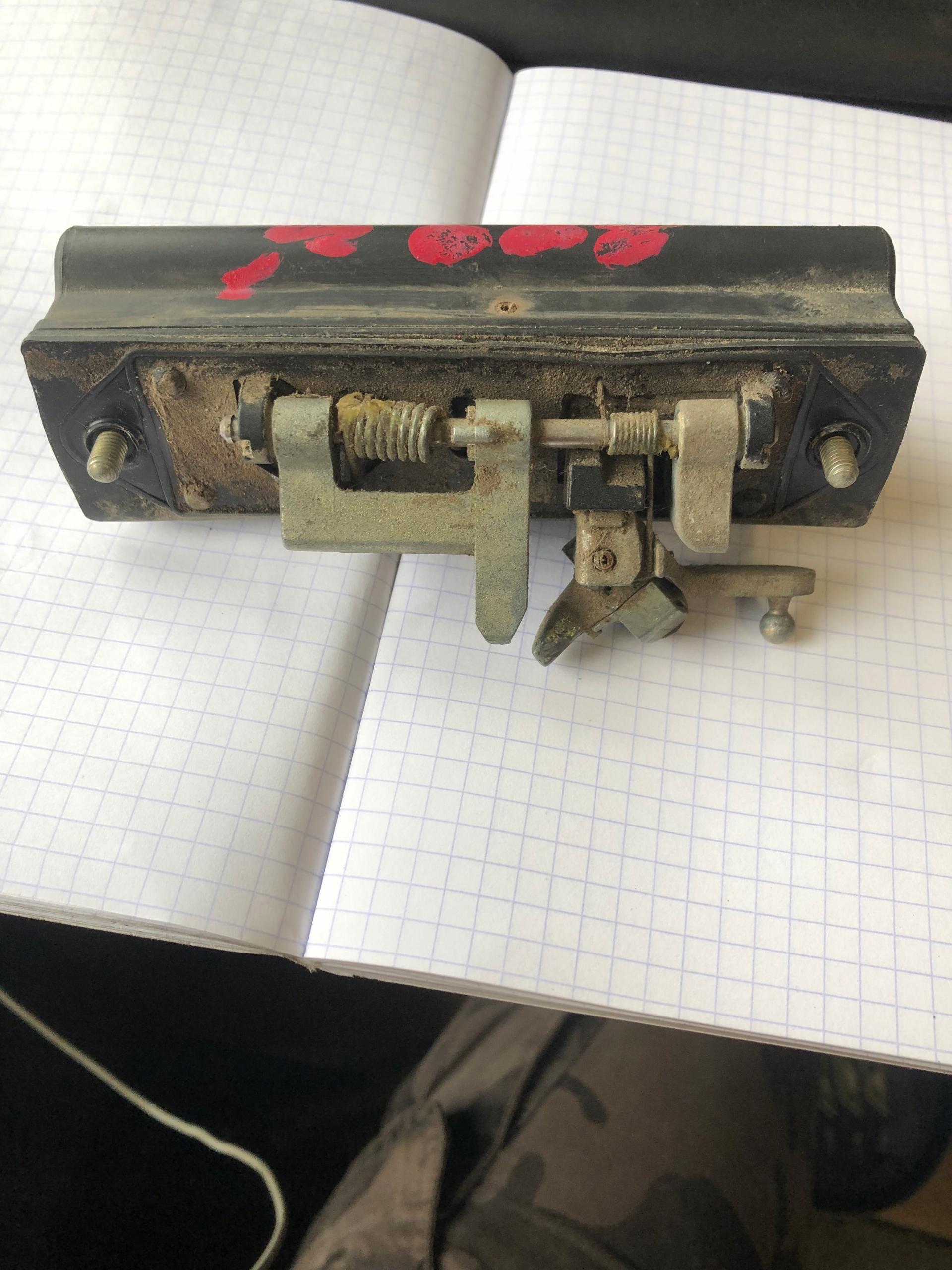 Ручка багажника Seat Toledo II