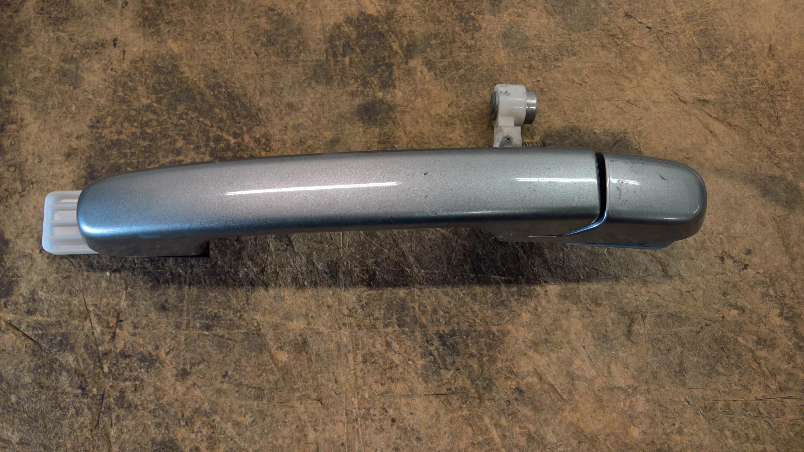 Ручка багажника задніх дверей Honda CRV CR-V II 02-06