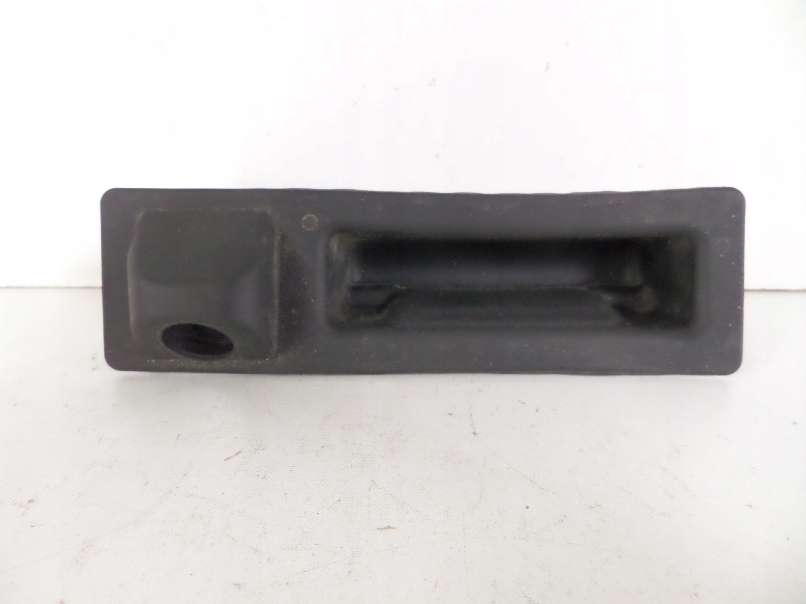 7463163 - Ручка микропереключателя двери зд BMW 3 F22 14-X1 F48 X3