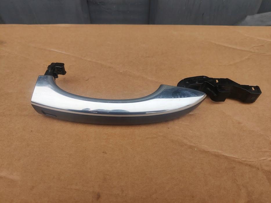 Зовнішня ручка дверей права Audi A6 A7 A8 4H0837206C