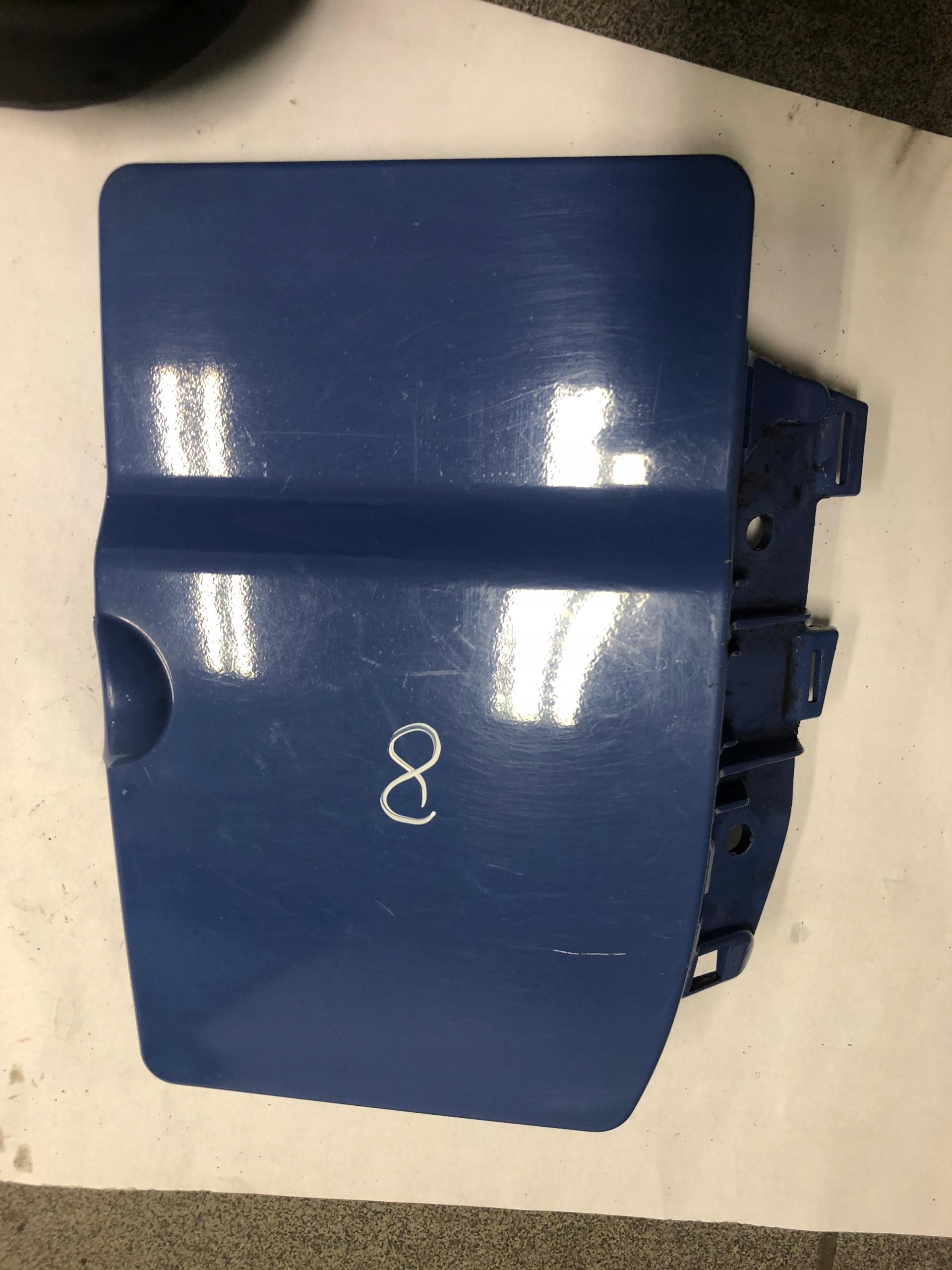 Крышка топливного бака Trafic Vivaro Primastar 2014