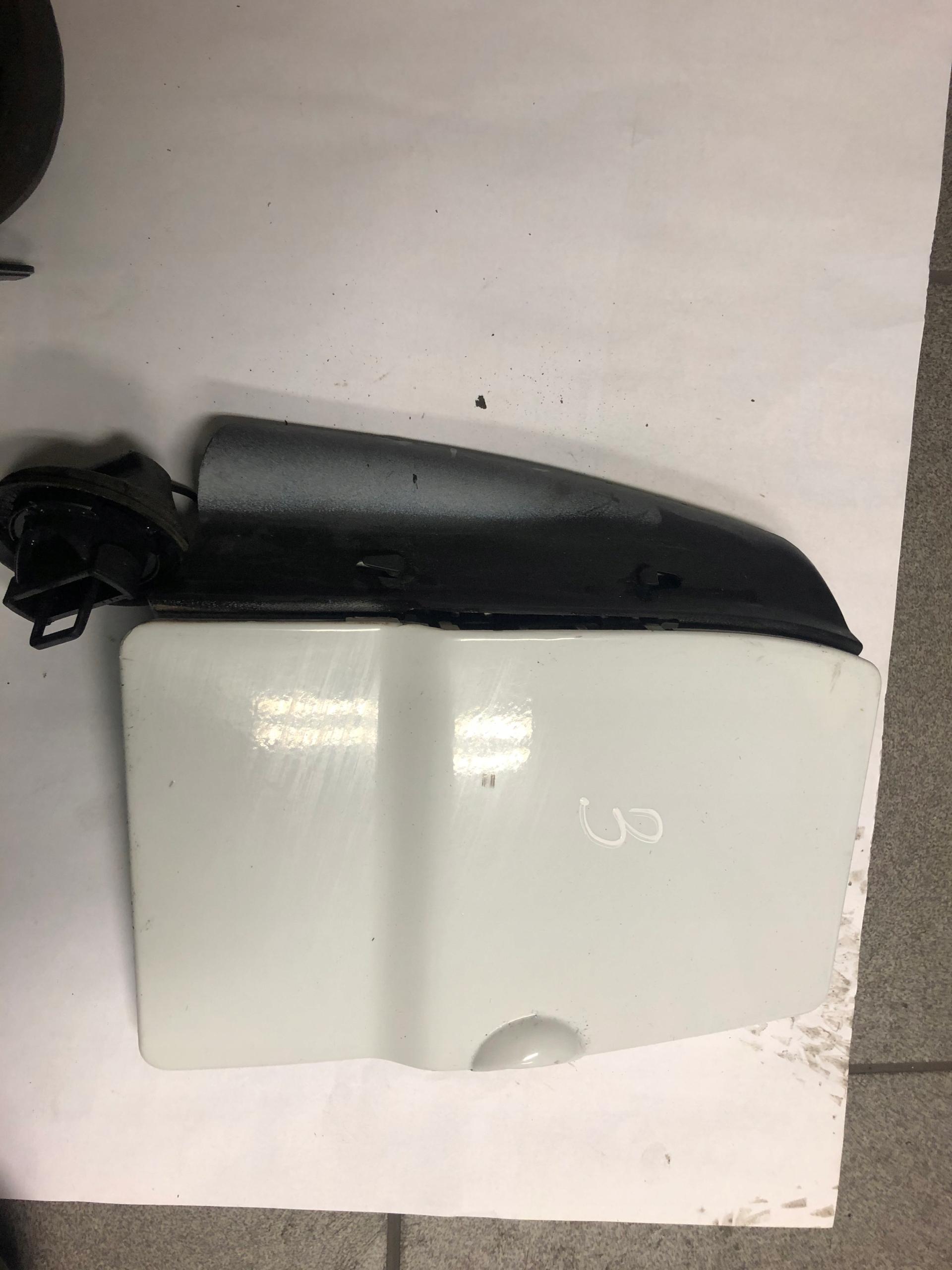 Крышка топливного бака Trafic Vivaro Primastar 2014