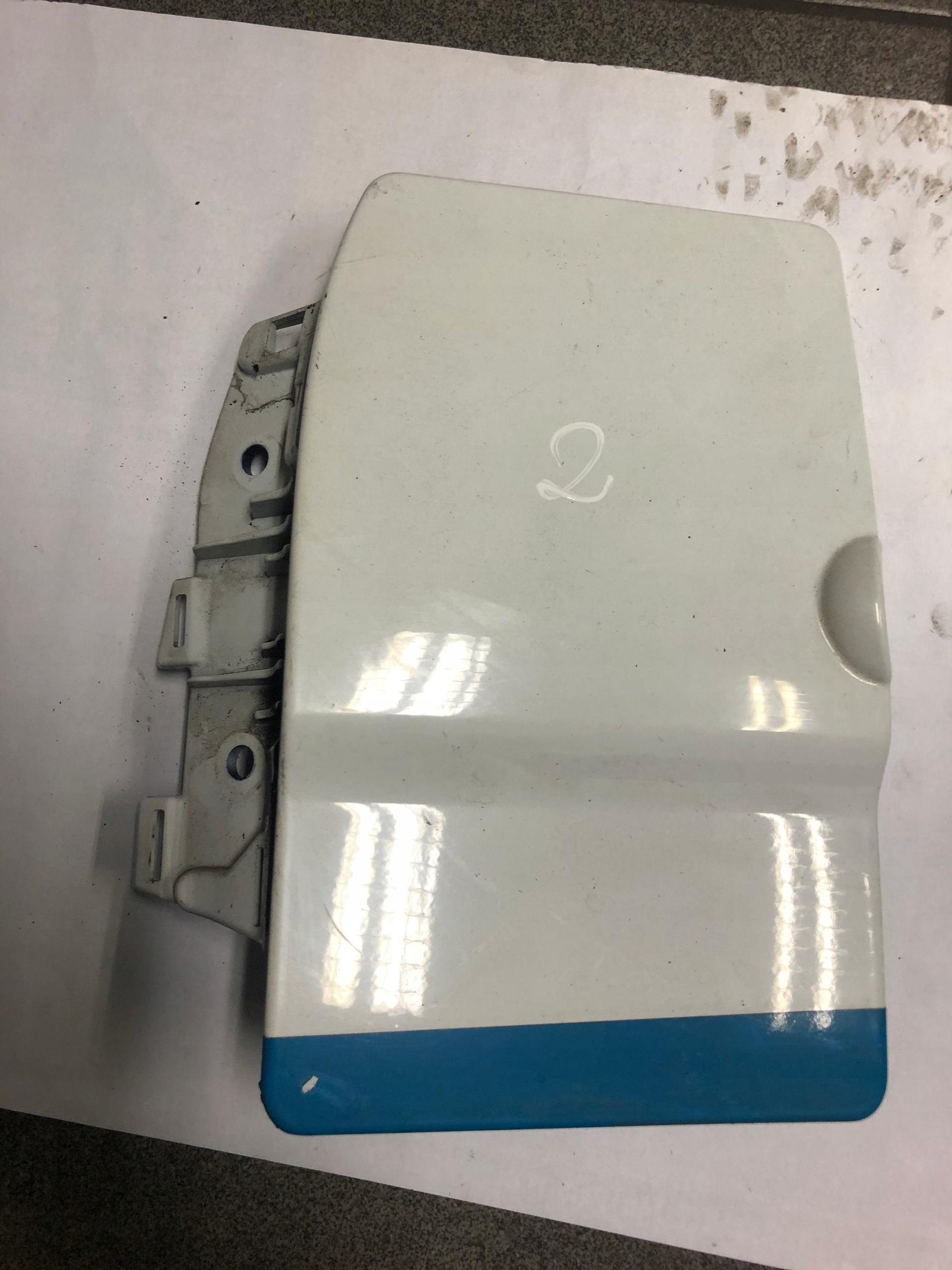 Крышка топливного бака Trafic Vivaro Primastar 2014