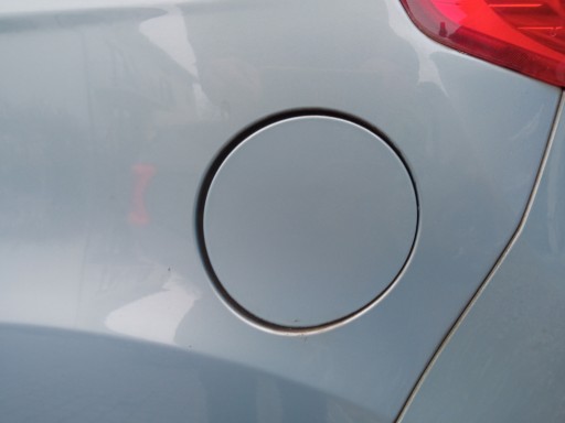 Кришка паливної горловини Ford Fiesta mk7 1.6 TDCI