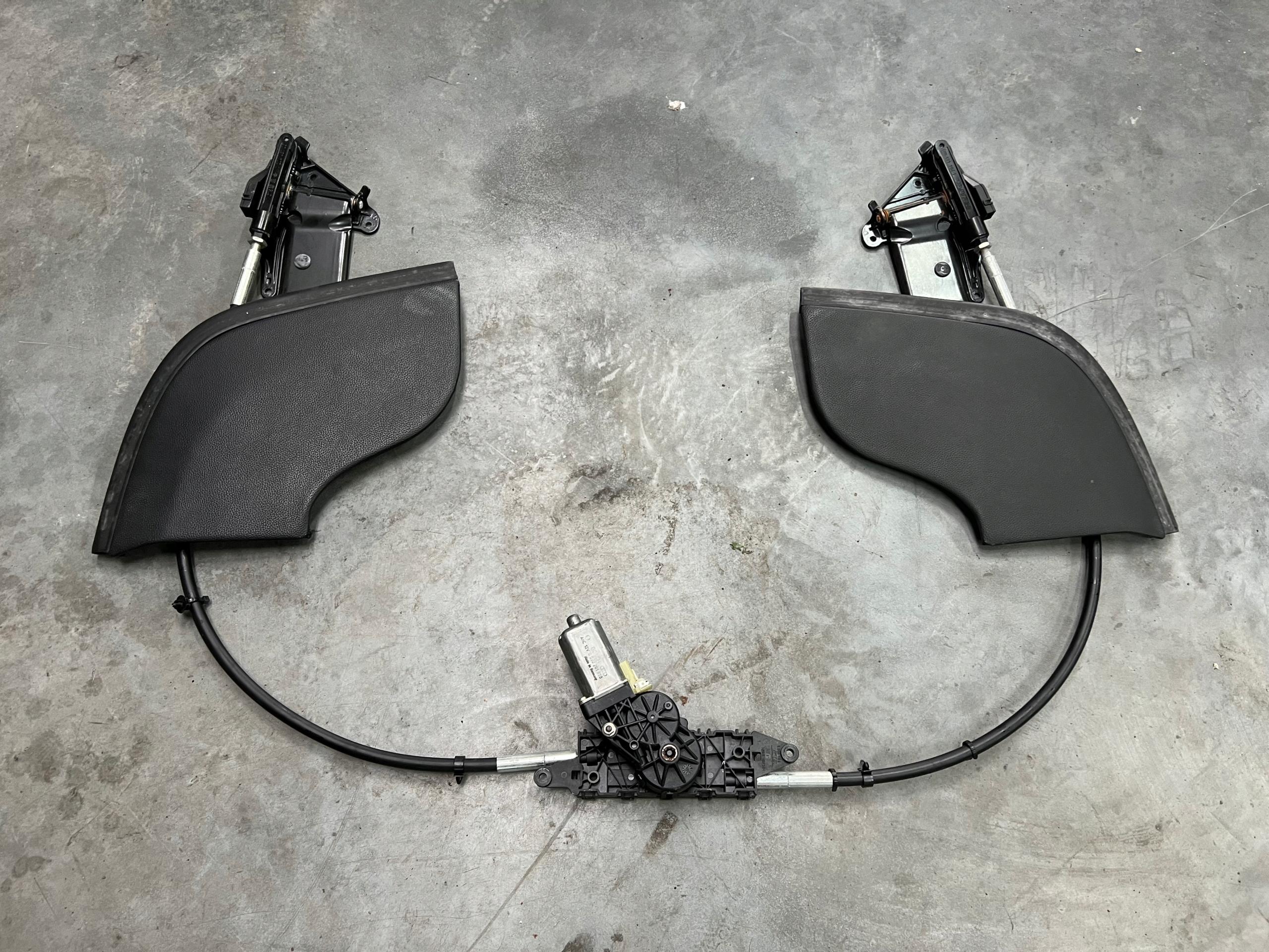 0390201950 - Сальто, моторчик крыши, трос Mercedes SL, R230