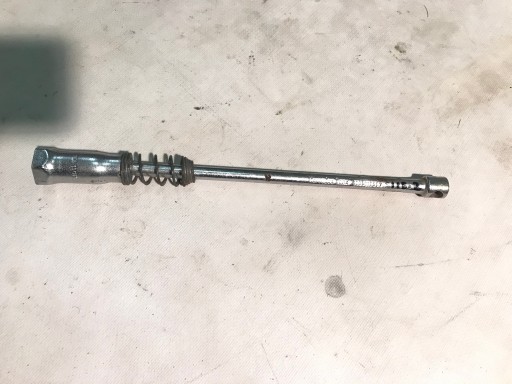 Ключ для свечи Mercedes W113 W108 W111 W116 W114