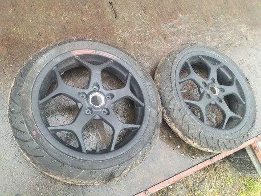 Колеса, диски передние Piaggio mp3 500 hpe с 2020г.