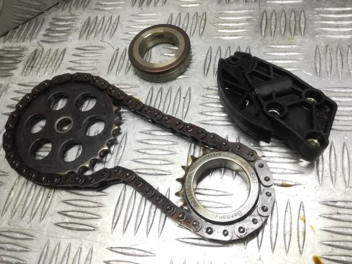 077115121G 077115121F - Колесо масляного насоса цепь Audi A8 D3 4.2 V8 BFM