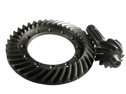 RM-1870869M2 - Колесо с валом атаки заднего моста,255,3512, 3514, 4512 887558M1 с-11/38 MF-