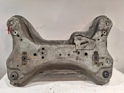 AVN12110 - Передня люлька renault trafic ii 2.0 dci 06-