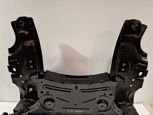 AVN11076 - Передня люлька renault twingo iii 14-