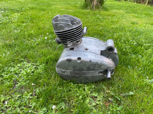 Двигун з жорсткою педаллю Komar B4 S38, сумісний з картером