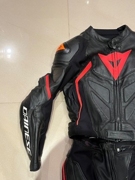 Мотоциклетный комбинезон DAINESE AVRO D2 / размер 48