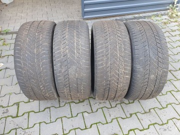 Комплект из 4-х зимних шин BRIDGESTONE 275/45 R20.