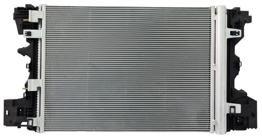 4SD3U9221 - Комплект радиаторов MERCEDES CLA X118 C118 A2475000203 A2475003800 A2475000054