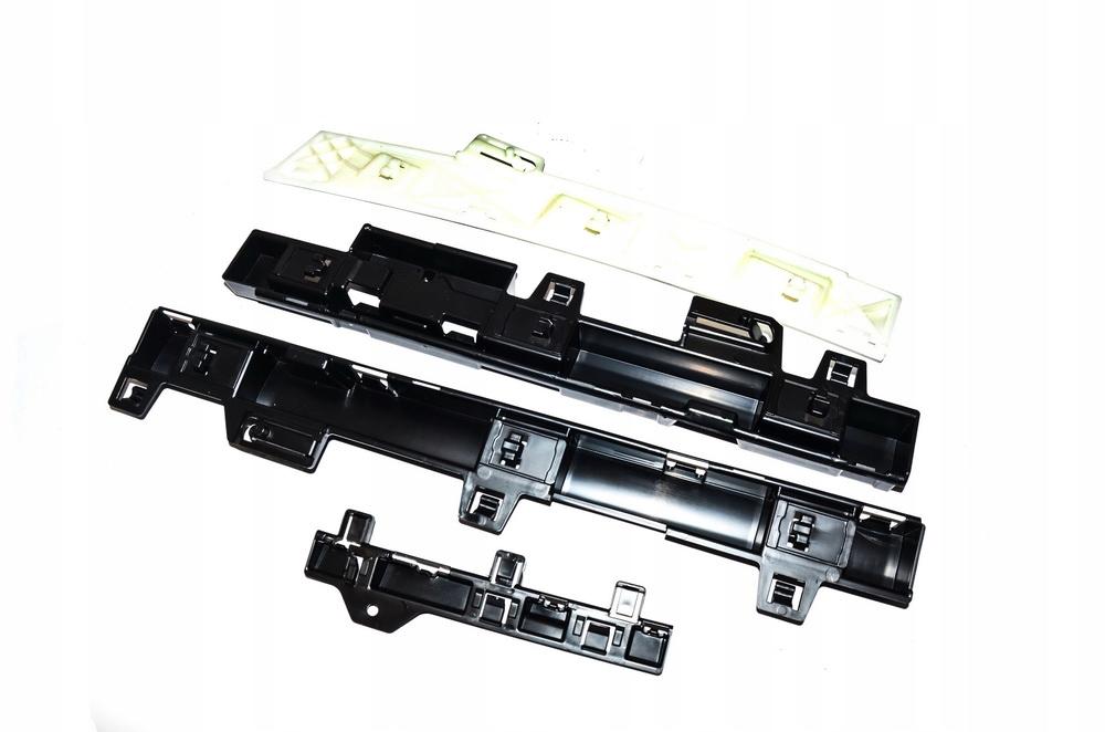 51778056820 - Правая дверь подоконник фиксирующий комплект BMW F21 F22