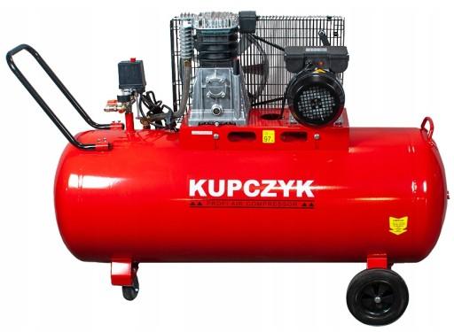 Компрессор Двухпоршневой масляный компрессор 320л/мин 200л Купчик КК 400/200