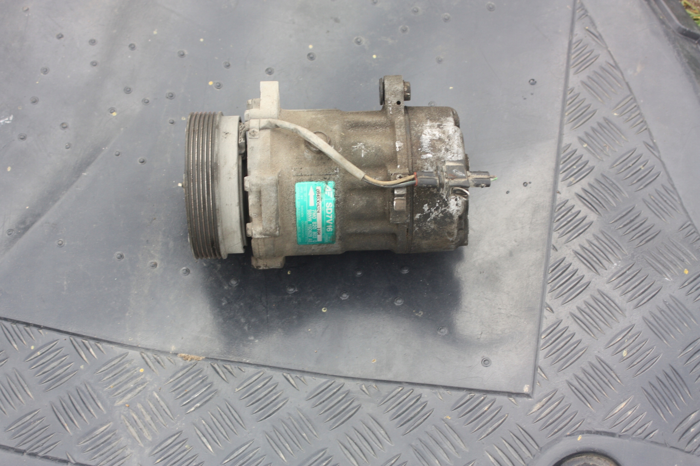 7m0820803o - Компресор кондиціонера VW Sharan 1.8 T