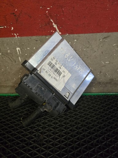 8V1927225A - Комп'ютер контролер двигуна audi a3 8v 1.5 tfsi седан 04e907309bj